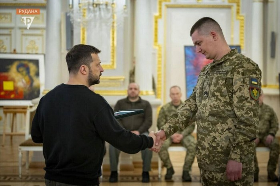 Відірвав палець плоскогубцями: працівника моргу в Житомирській області засудили за крадіжку обручки у загиблого солдата - INFBusiness