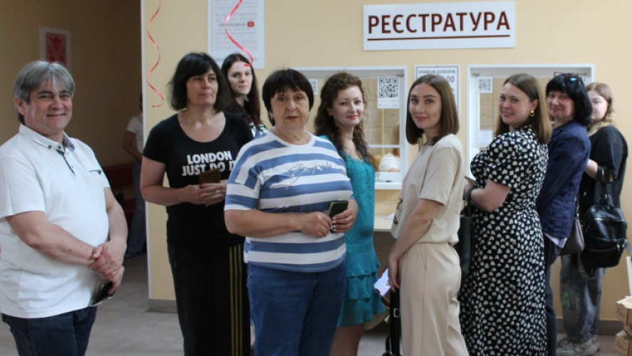 Кропивницькі лікарі долучилися до благородної справи – донорства крові (ФОТО) - INFBusiness