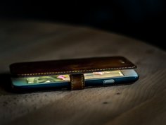 Навіщо мобільному чохол? - INFBusiness