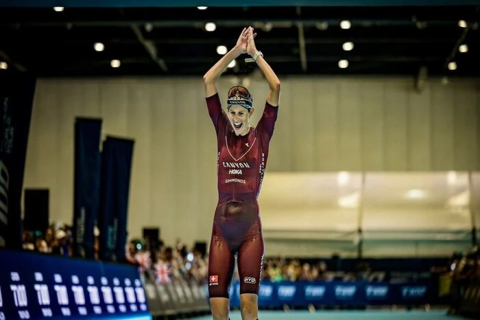 Сіммондс і її адвокати засвідчили, що атлетка не використовувала заборонений засіб спеціально Швейцарська триатлоністка виправдала потрапляння допінгу інтимною близькістю