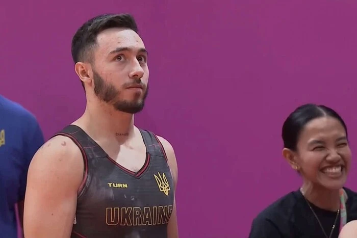 Перемога Назара Чепурного відбулася незважаючи на пошкодження Назар Чепурний здобув другу поспіль «бронзу» чемпіонату світу з гімнастики