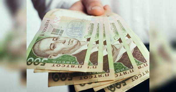 Вартість долара в Україні зберігає незмінність, що обмежує можливості отримання вигоди від доларових накопичень. Проте, склалася ситуація, коли дохідність гривневих вкладів буде знаходитися на найвищому рівні з 2023 року — залежно від періоду розміщення, вона може досягати 17% річних. Грошовий зиск з гривневих вкладів: думка банкіра для тих, хто хоче збагачення - INFBusiness