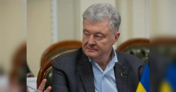 Твердження президента Зеленського та офіційні матеріали РНБО явно не збігаються, а розсекречені папери демонструють справжні мотиви введення обмежень стосовно Петра Порошенка, інформує Oboz.ua, посилаючись на телеграм-канал «Україна тут». Медіа розкрили істинні підстави для санкцій проти Порошенка: розсекречені документи РНБО. - INFBusiness