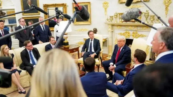 Автор фото, wikipedia Трамп під час зустрічі з Марком Рютте оголосив про постачання зброї для України