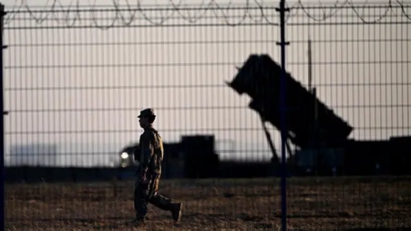 Автор фото, Getty Images Patriot під ударом: російські ракети еволюціонують, щоб прорвати український захист. - INFBusiness