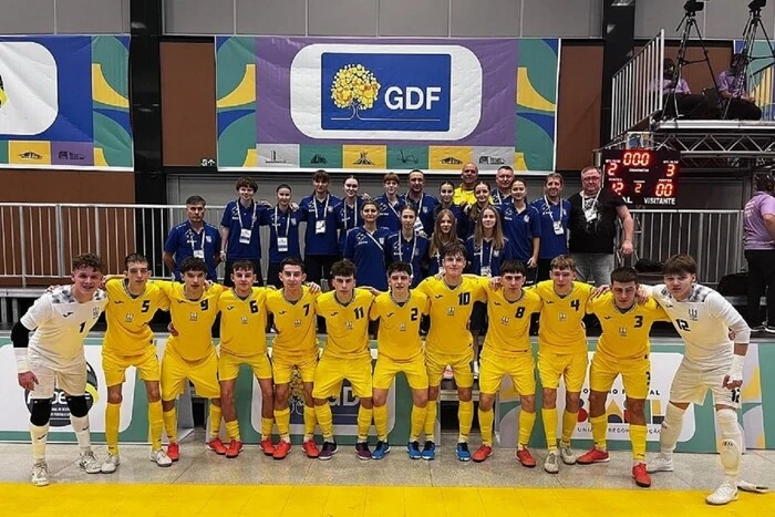 Історичний успіх. Збірні України здобули срібло чемпіонату світу з футзалу серед учнів
