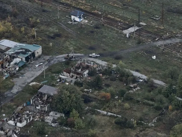 Автор фото, Getty Images Аерофотознімок руїн у Покровську