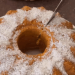 Гарбузово-кокосовий пиріг: ніжний і запашний смаколик до осіннього чаювання - INFBusiness