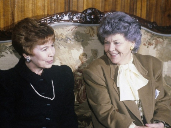 Перший випуск Burda Moden, створений німецькою медіа-леді та покинутою жінкою Енне Бурда, миттєво розкупили в кіосках «Союздруку». - INFBusiness