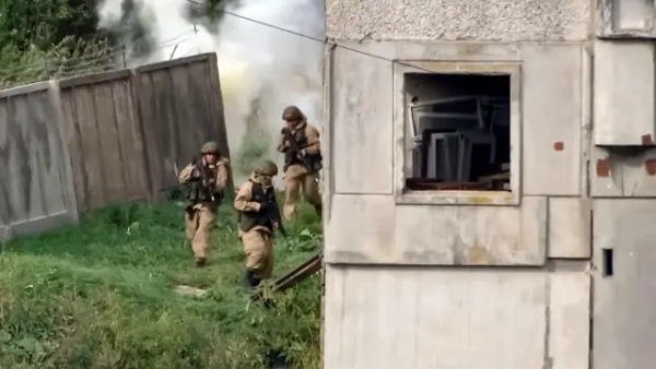 Автор фото, EPA кадри військових навчань