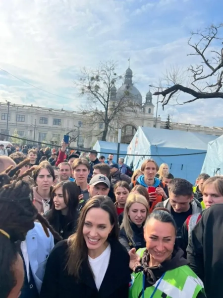 Автор фото, United24 Анджеліна Джолі