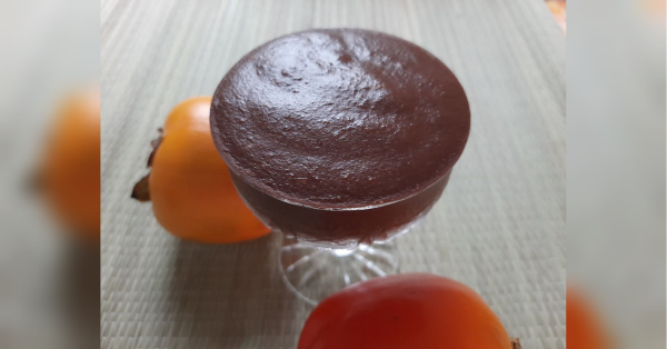 Рецепти, що готуються нашвидкуруч, зараз дуже затребувані. І це цілком зрозуміло. У наш стрімкий час хочеться багато чого встигнути. Час майже кожної людини — надзвичайно цінний. Легкий десерт: какао з хурмою, вишуканий смак за лічені хвилини - INFBusiness