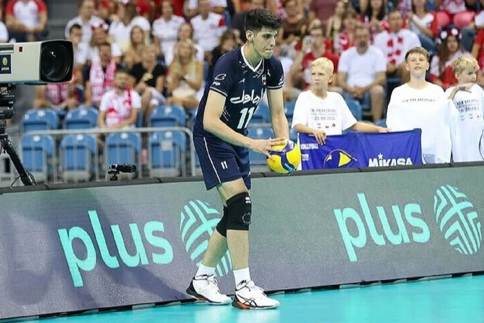 Випадок стався в готельному басейні: Каземі увійшов у воду та зазнав потужного ураження електричним струмом Лікарі діагностували смерть мозку у волейболіста з Ірану, який отримав удар струмом у басейні