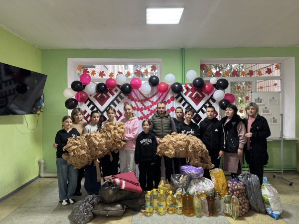 "Моє захоплення – ліквідувати вибоїни": програміст з Полтавської області власноруч ремонтує дорожнє покриття на пошкоджених вулицях. - INFBusiness