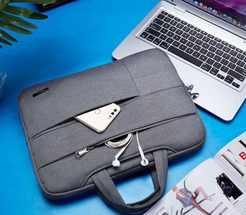 Відразу після придбання ноутбука перед користувачем може постати кілька важливих питань, що стосуються підбору аксесуарів. Такі питання слід вирішувати негайно. Аксесуари для ПК: чи варто їх купувати? - INFBusiness