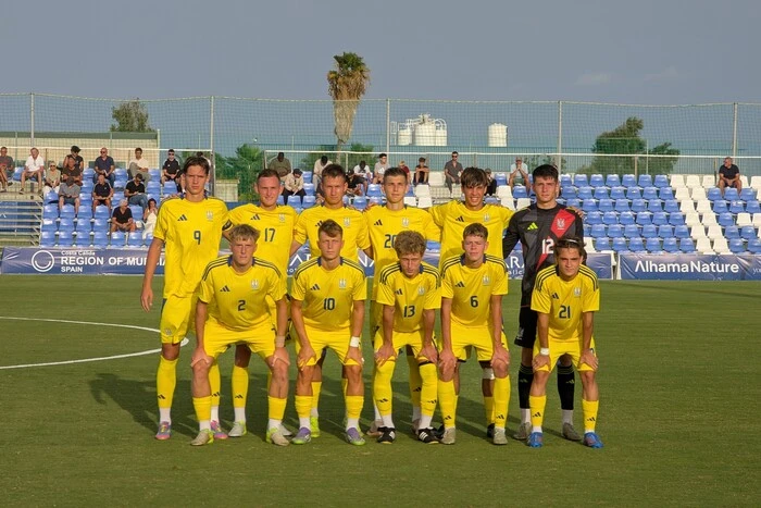 Юнацька збірна України з футболу назвала склад на матчі кваліфікації Євро-2026