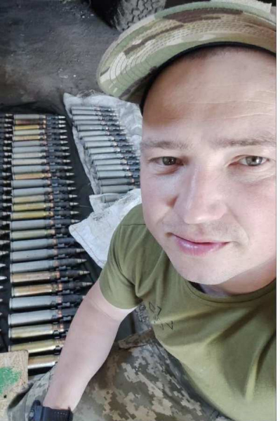 У січні 2023 року Олександр став бійцем 38-ї ОБМП, потрапив у розвідувальну роту "Страх став реальністю: шахеди забрали життя воїна з Черкас", - спогади про героя, що з початку вторгнення став до лав оборонців. - INFBusiness