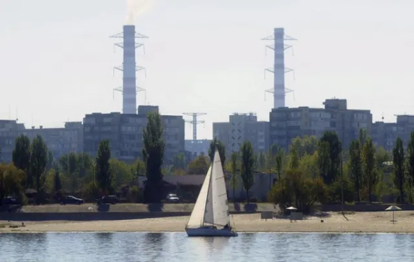 Автор фото, Колаж ВВС/Getty Images/УНІАН трипільска тес