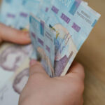 Аліменти від держави: як отримати допомогу, якщо батько не платить - INFBusiness