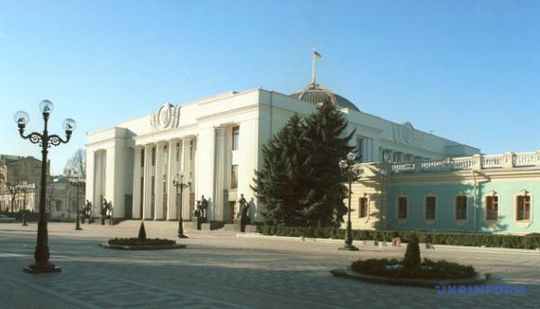 ЦВК визнала Олену Київець обраною народною депутаткою України 9