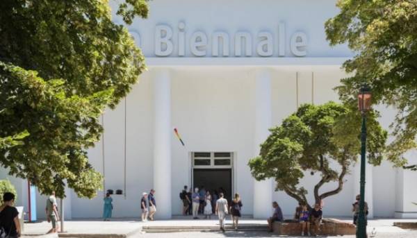 Журі Венеційської бієнале не вручатиме нагороди Росії та Ізраїлю