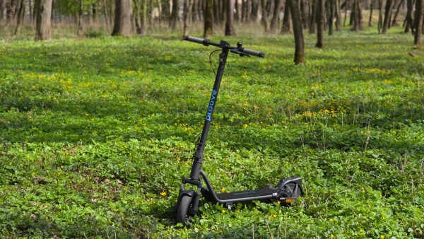Proove Model City Pulse 350W: огляд електросамоката 63