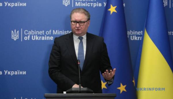 Україна готова відкласти отримання пільг від ЄС, щоб пришвидшити вступ - Качка 15