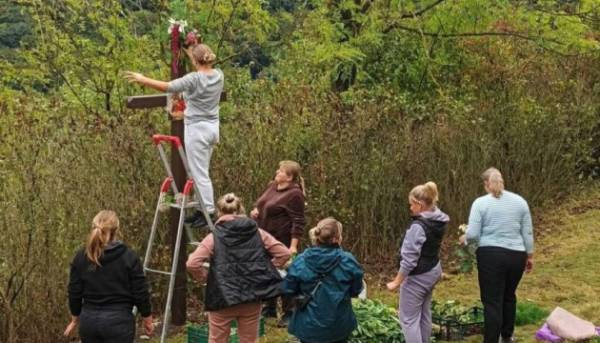 Традицію вбирання хрестів на Тернопільщині внесли до переліку нематеріальної культурної&hellip;