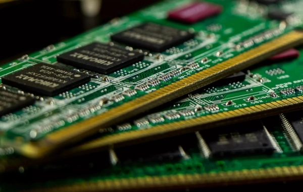Intel представляє ZAM: новий стандарт пам’яті, що кидає виклик HBM