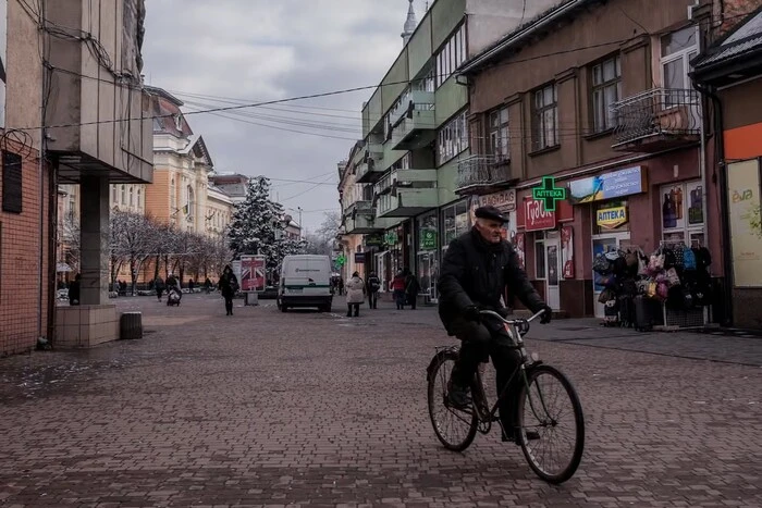 The Guardian розшукало в Україні угорців, які підтримують Орбана