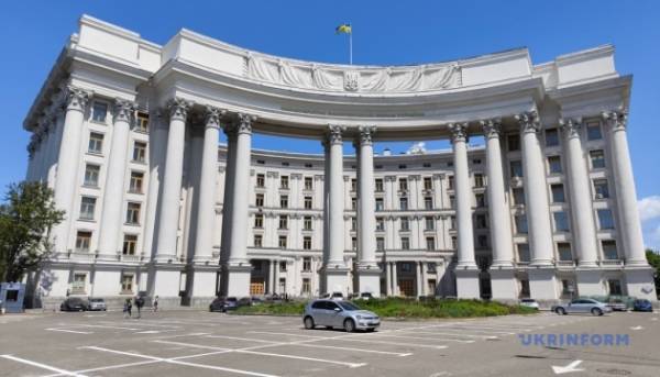 Шантаж та залякування дипмісій: МЗС заявляє, що рівень загроз РФ для Києва&hellip;