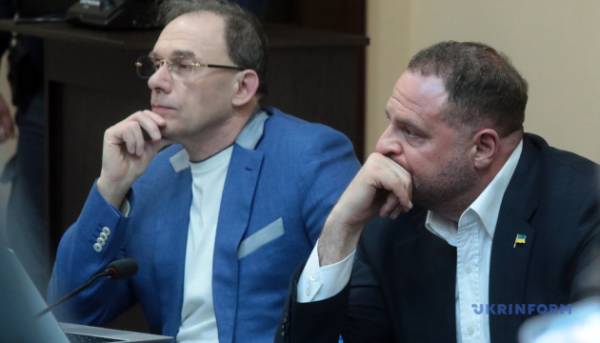 Засідання суду з обрання запобіжного заходу Єрмаку продовжиться завтра 9