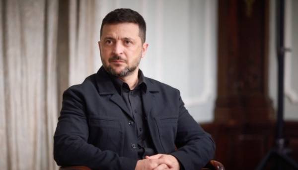 Зеленський: Українські дрони можуть пролетіти на параді у Москві 9 травня