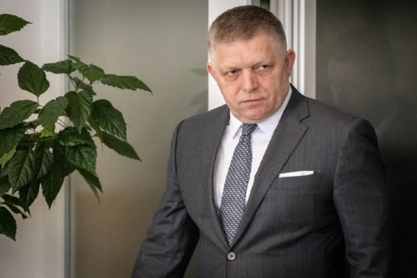 Єврокомісія повинна компенсувати Фіцо кошти за надану Україні зброю. 6
