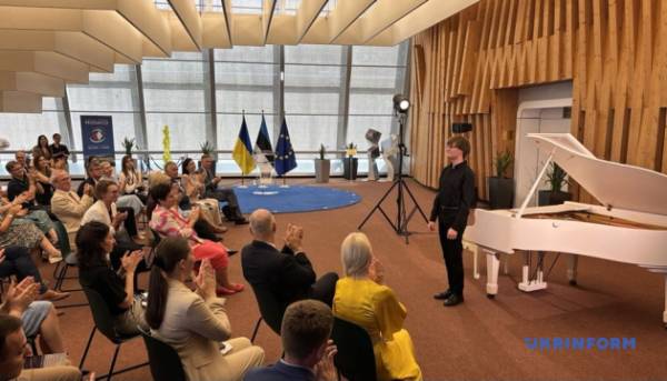 У Раді Європи відбувся концерт 17-річного українського піаніста Гавриїла Сидорика