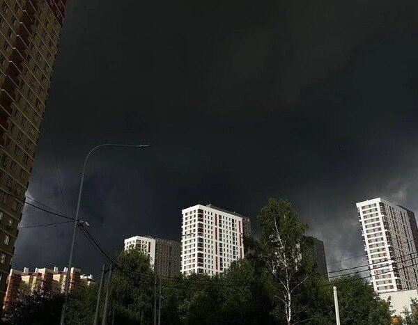 «Москва таки ляже». Мадяр прокоментував атаку на російську столицю