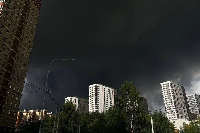 «Москва таки ляже». Мадяр прокоментував атаку на російську столицю