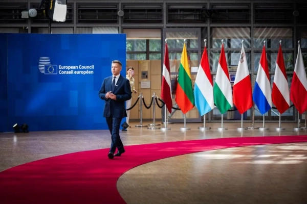 Зеленський провів зустріч з новим прем'єр-міністром Угорщини Метьюшем Олбаном. 8