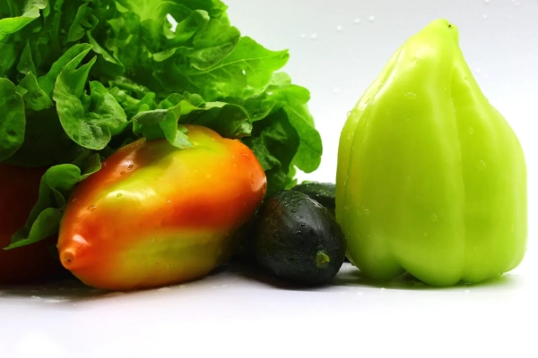 Які харчові продукти допомагають розріджувати кров, та що вживати для запобігання утворенню тромбів 11