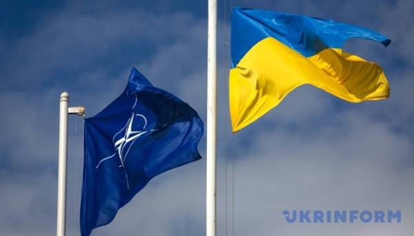 У НАТО розглядають нову військову допомогу Україні на €70 мільярдів - Politico 2