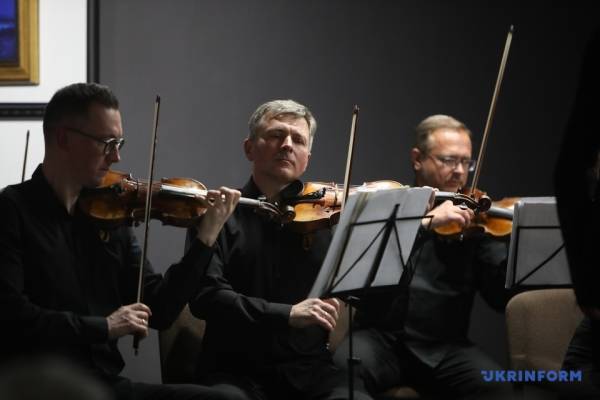 «Київська камерата» презентувала платівку з творами українських композиторів 13