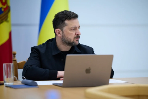 Зеленський обговорив з Вселенським Патріархом Варфоломієм обстріли Києво-Печерської лаври та&hellip;