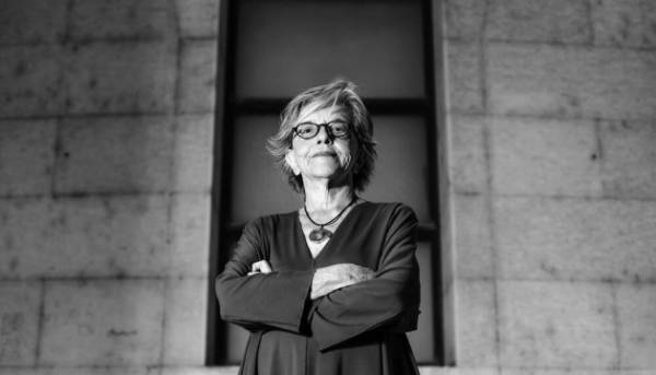 Померла хорватська письменниця Славенка Дракулич 14