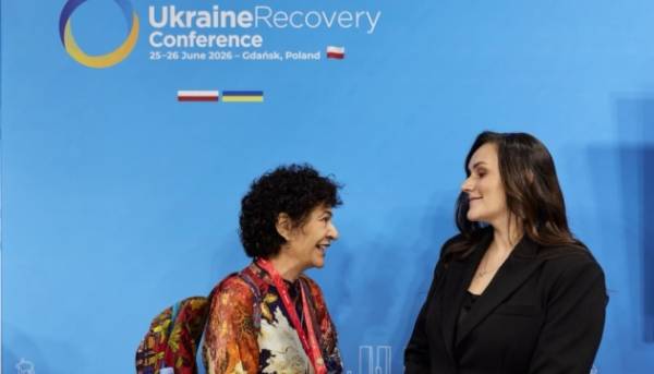 ЮНЕСКО за підтримки ЄС спрямовує €2 мільйони на збереження документальної спадщини України 17 ЮНЕСКО за підтримки ЄС спрямовує €2 мільйони на збереження документальної спадщини України 17