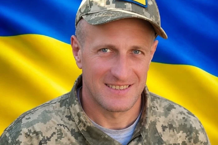 ЧАС НОВИН в Україні 68 Срібний призер Паралімпіади-2000 Ігор Боднар загинув у боротьбі проти Росії.