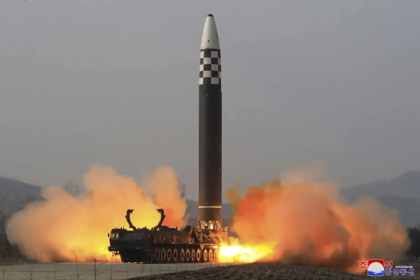 Європейський Союз та Південна Корея наголосили, що не визнають КНДР як державу, що володіє ядерною зброєю. 5