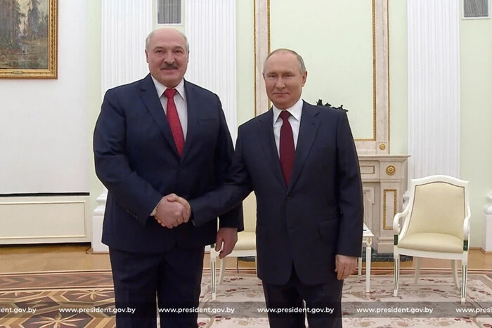 Налякані заявами Зеленського. Лукашенко негайно проведе переговори з Путіним