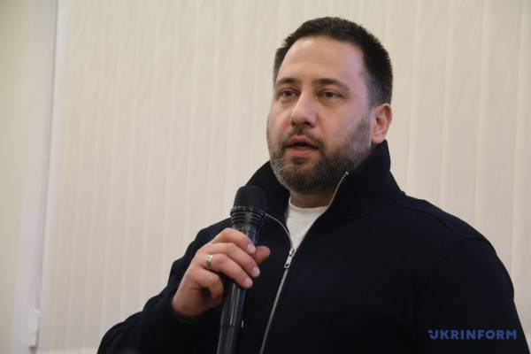 Зробити Росію знову маленькою 24 Зробити Росію знову маленькою 24