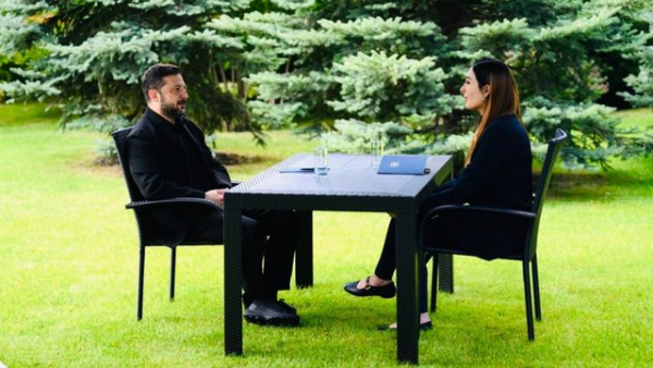 Лумер, блогерка, повідомила, що Віткофф і Кушнер здійснять візит до Києва протягом найближчих двох тижнів, що є частиною заходів, спрямованих на припинення конфлікту.