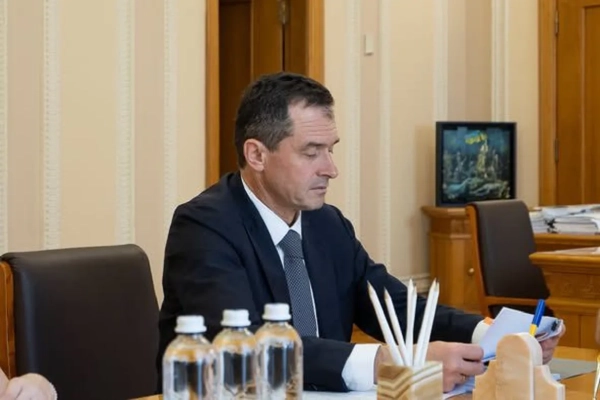 Зеленський відсторонив Ченцова від обов’язків представника України в ЄС